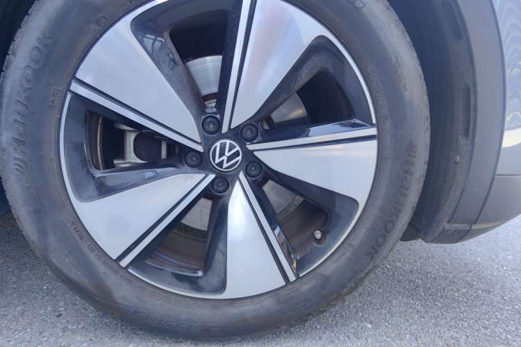 Used Volkswagen ID.4 X 2025 Smart Version Pure & Intelligent Enjoyment Edition Right Front Wheel Hub