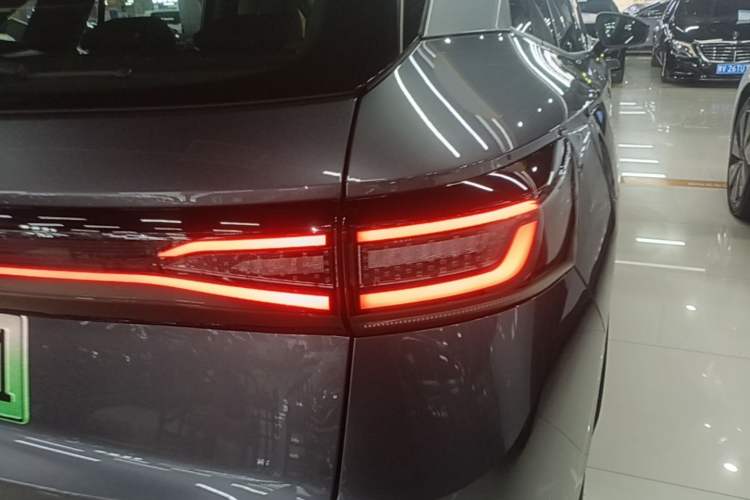 Used Volkswagen ID.4 X 2025 Smart Version Pure & Intelligent Enjoyment Edition Right Rear Taillight