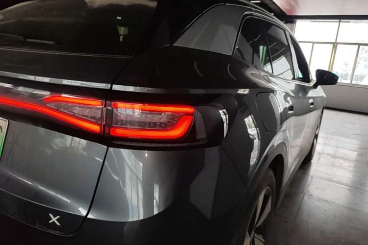 Used Volkswagen ID.4 X 2025 Smart Version Pure & Intelligent Enjoyment Edition Right Rear Taillight
