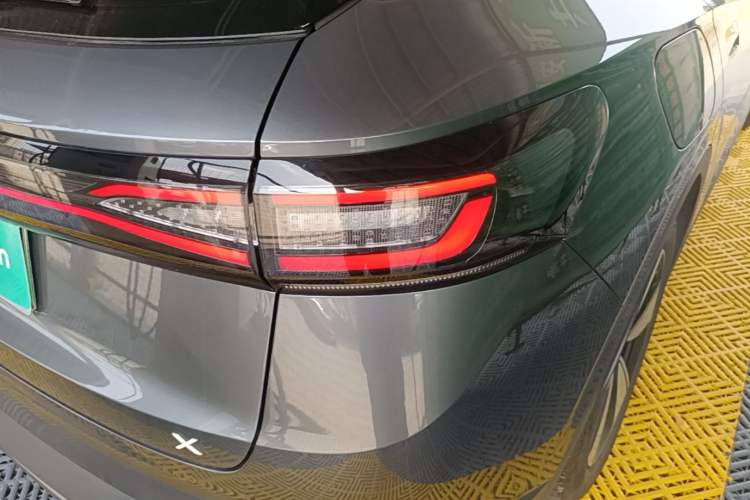 Used Volkswagen ID.4 X 2025 Smart Version Pure & Intelligent Enjoyment Edition Right Rear Taillight