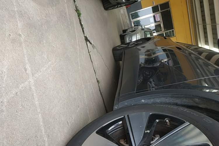 Used Volkswagen ID.4 X 2025 Smart Version Pure & Intelligent Enjoyment Edition Right Side Sill