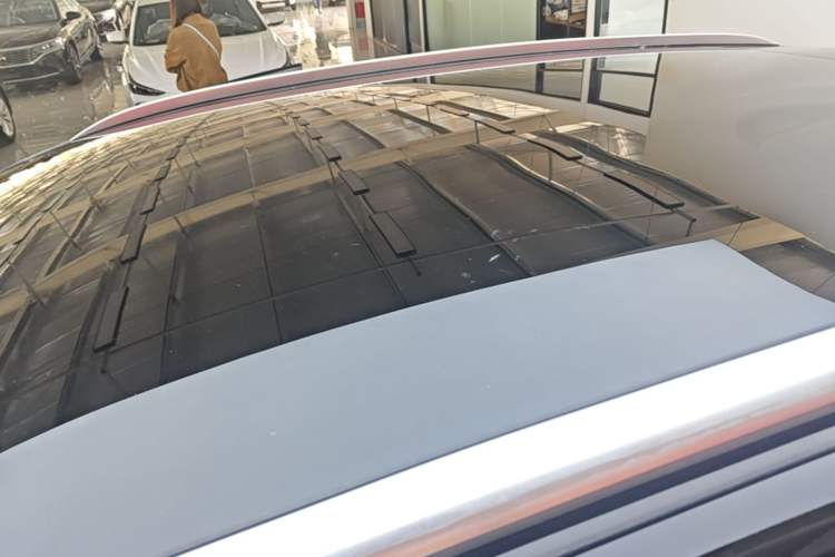 Used Volkswagen ID.4 X 2025 Smart Version Pure & Intelligent Enjoyment Edition Roof