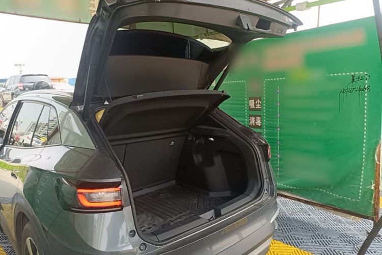 Used Volkswagen ID.4 X 2025 Smart Version Pure & Intelligent Enjoyment Edition Trunk