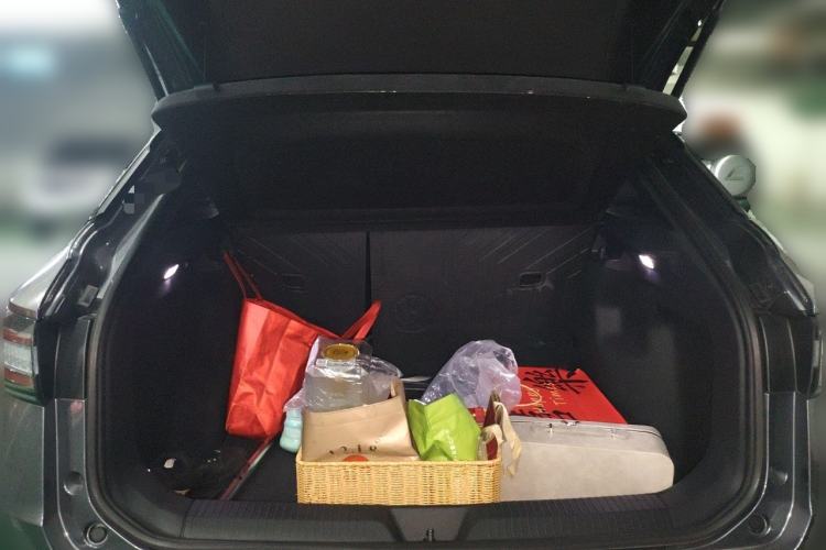 Used Volkswagen ID.4 X 2025 Smart Version Pure & Intelligent Enjoyment Edition Trunk