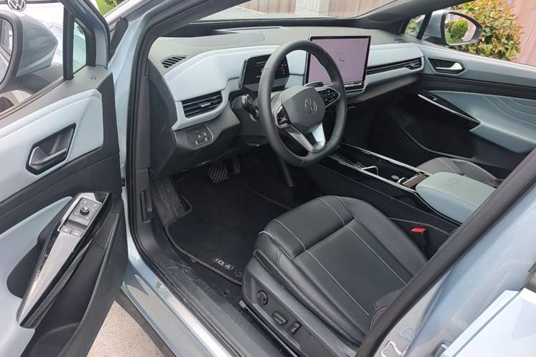 Used Volkswagen ID.4 X 2025 Smart Version Pure & Intelligent Enjoyment Edition Driver Seat