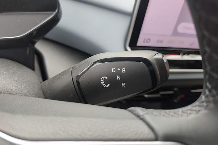 Used Volkswagen ID.4 X 2025 Smart Version Pure & Intelligent Enjoyment Edition Gear Lever