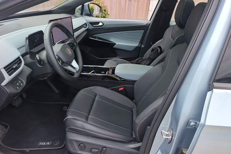 Used Volkswagen ID.4 X 2025 Smart Version Pure & Intelligent Enjoyment Edition Left Front Seat