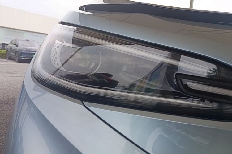 Used Volkswagen ID.4 X 2025 Smart Version Pure & Intelligent Enjoyment Edition Right Front Headlight