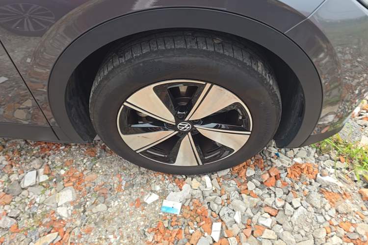 Used Volkswagen ID.4 X 2025 Smart Version Pure & Intelligent Enjoyment Edition Right Front Wheel Hub