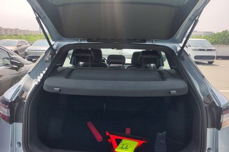 Used Volkswagen ID.4 X 2025 Smart Version Pure & Intelligent Enjoyment Edition Trunk