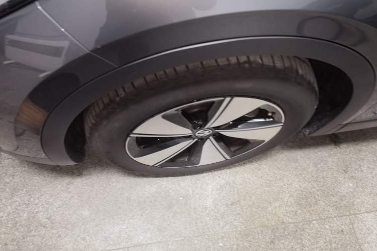 Used Volkswagen ID.4 X 2025 Smart Version Pure & Intelligent Enjoyment Edition Exterior 7