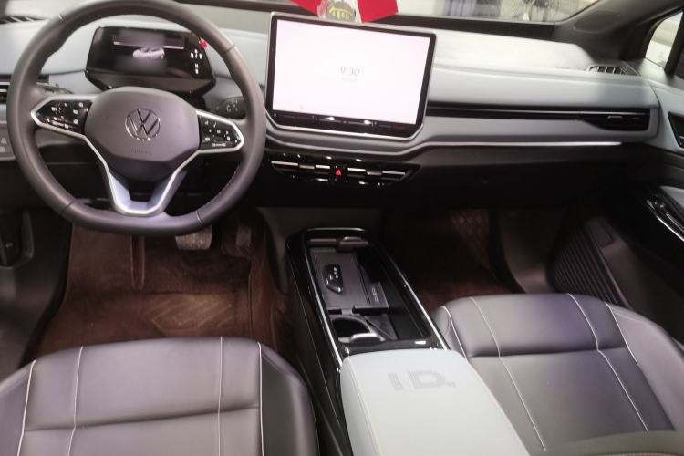 Used Volkswagen ID.4 X 2025 Smart Version Pure & Intelligent Enjoyment Edition Interior 2