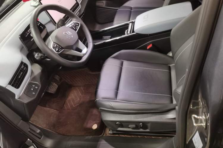 Used Volkswagen ID.4 X 2025 Smart Version Pure & Intelligent Enjoyment Edition Left Front Seat