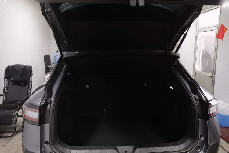 Used Volkswagen ID.4 X 2025 Smart Version Pure & Intelligent Enjoyment Edition Trunk