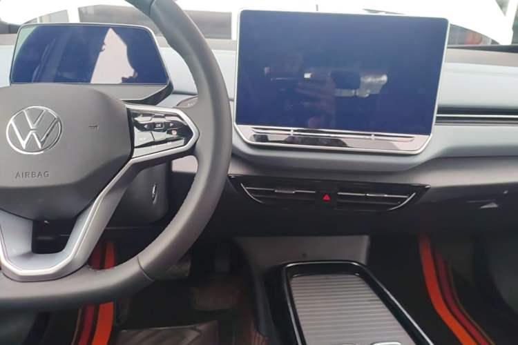 Used Volkswagen ID.4 X 2025 Smart Version Pure & Intelligent Enjoyment Edition Center Console