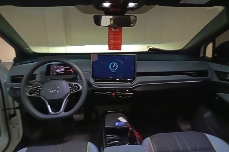 Used Volkswagen ID.4 X 2025 Revised Version Smart Edition Outstanding Grade Center Console