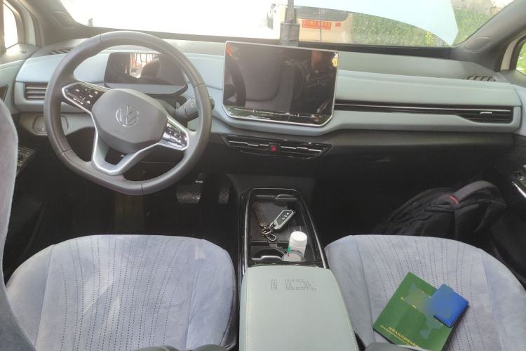 Used Volkswagen ID.4 X 2025 Smart Version Pure & Intelligent Enjoyment Edition Center Console