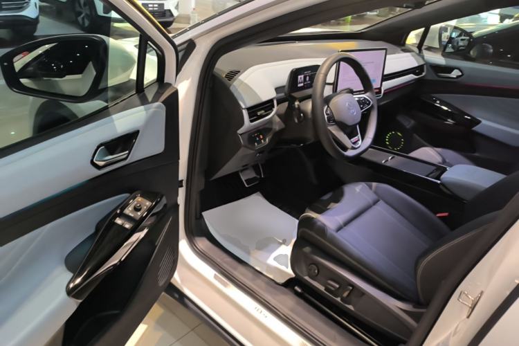 Used Volkswagen ID.4 X 2025 Smart Version Pure & Intelligent Enjoyment Edition Driver Seat