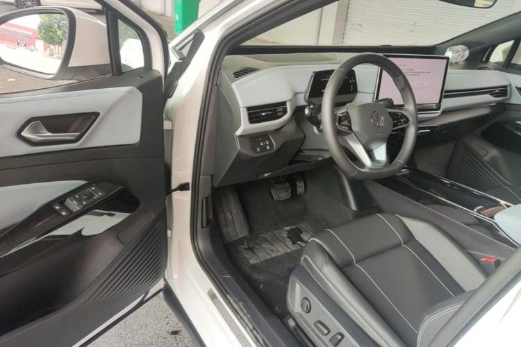 Used Volkswagen ID.4 X 2025 Smart Version Pure & Intelligent Enjoyment Edition Driver Seat