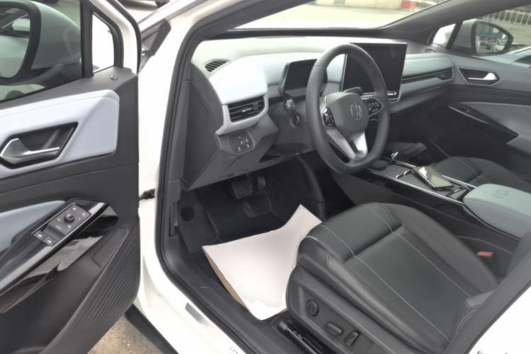 Used Volkswagen ID.4 X 2025 Smart Version Pure & Intelligent Enjoyment Edition Driver Seat