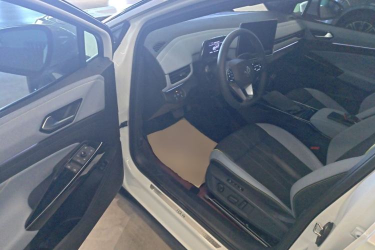Used Volkswagen ID.4 X 2025 Smart Edition Outstanding Model Driver Seat