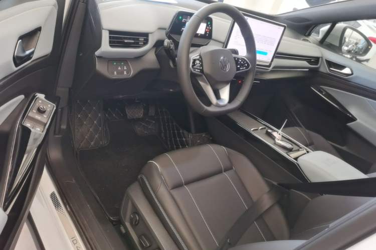 Used Volkswagen ID.4 X 2025 Smart Version Pure & Intelligent Enjoyment Edition Driver Seat