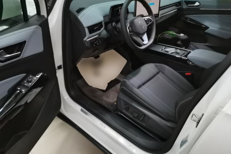 Used Volkswagen ID.4 X 2025 Smart Version Pure & Intelligent Enjoyment Edition Driver Seat