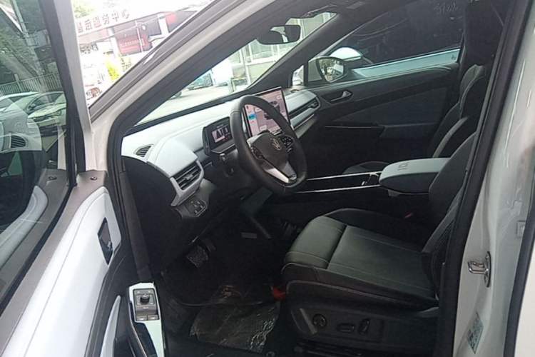 Used Volkswagen ID.4 X 2025 Smart Version Pure & Intelligent Enjoyment Edition Driver Seat