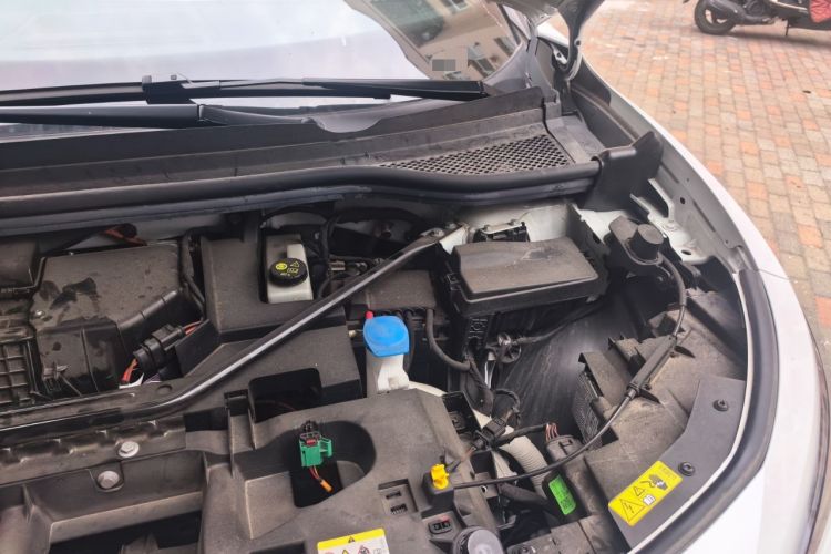 Used Volkswagen ID.4 X 2025 Smart Version Pure & Intelligent Enjoyment Edition Engine Bay Left