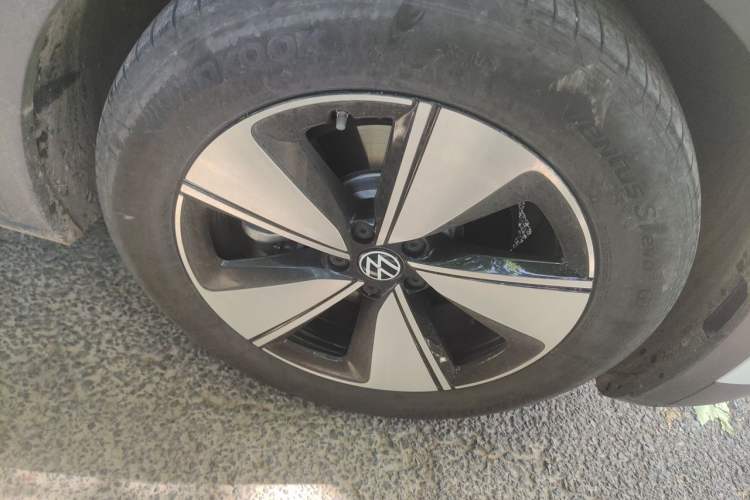 Used Volkswagen ID.4 X 2025 Smart Version Pure & Intelligent Enjoyment Edition Exterior 1