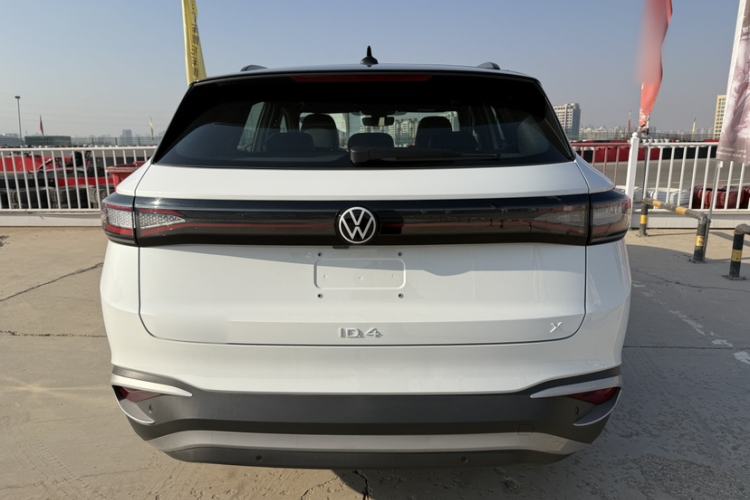 Used Volkswagen ID.4 X 2025 Revised Version Smart Edition Purely Intelligent Enjoyment Version Exterior 4