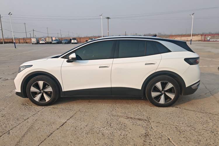 Used Volkswagen ID.4 X 2025 Smart Version Pure & Intelligent Enjoyment Edition Exterior 5