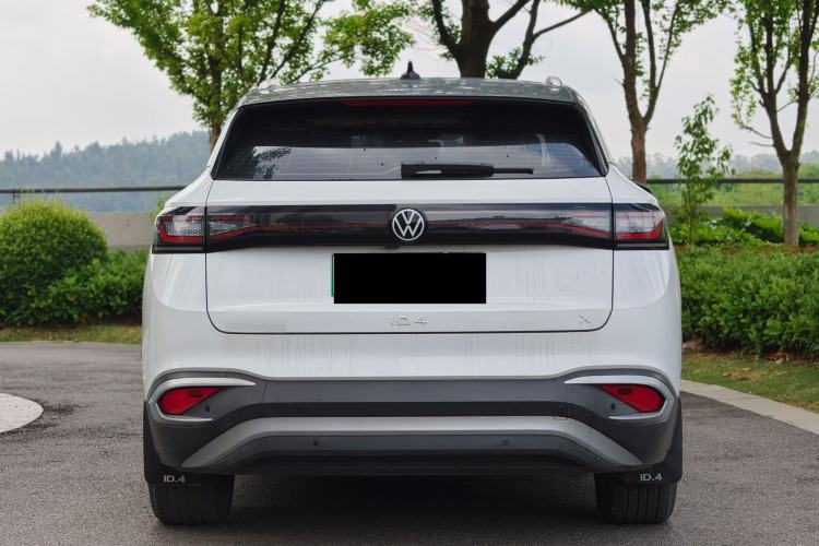 Used Volkswagen ID.4 X 2025 Smart Version Pure & Intelligent Enjoyment Edition Exterior 6