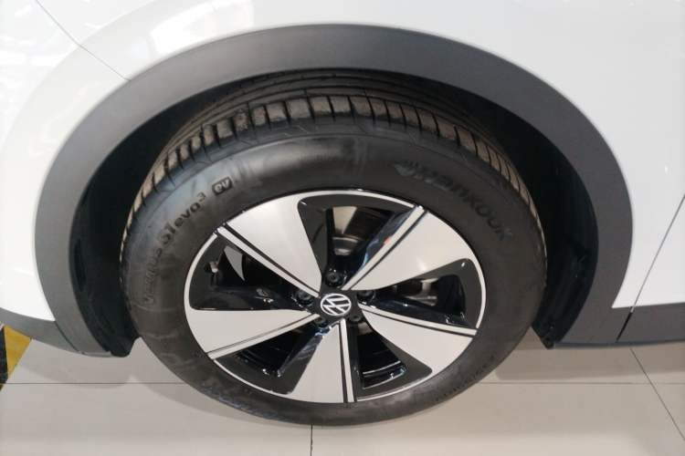 Used Volkswagen ID.4 X 2025 Smart Edition Outstanding Model Exterior 7