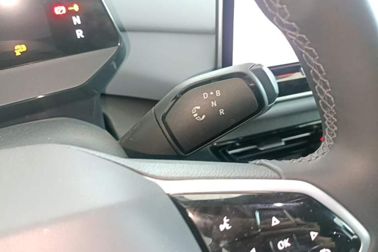 Used Volkswagen ID.4 X 2025 Smart Version Pure & Intelligent Enjoyment Edition Gear Lever