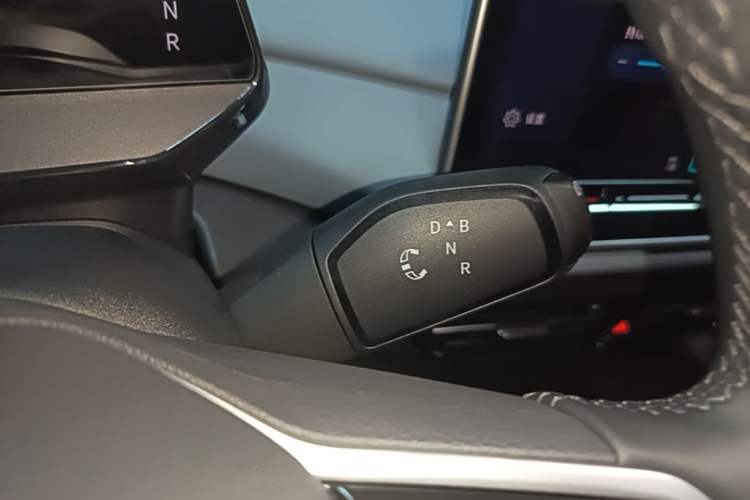 Used Volkswagen ID.4 X 2025 Revised Version Smart Edition Outstanding Grade Gear Lever