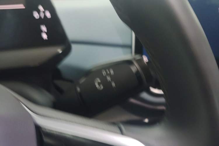 Used Volkswagen ID.4 X 2025 Smart Version Pure & Intelligent Enjoyment Edition Gear Lever