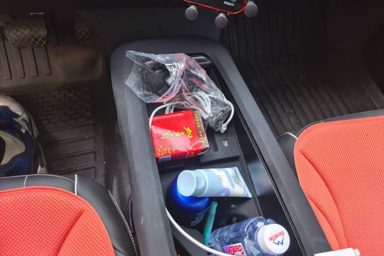 Used Volkswagen ID.4 X 2025 Smart Version Pure & Intelligent Enjoyment Edition Gear Lever