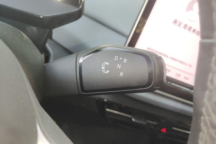 Used Volkswagen ID.4 X 2025 Smart Version Pure & Intelligent Enjoyment Edition Gear Lever