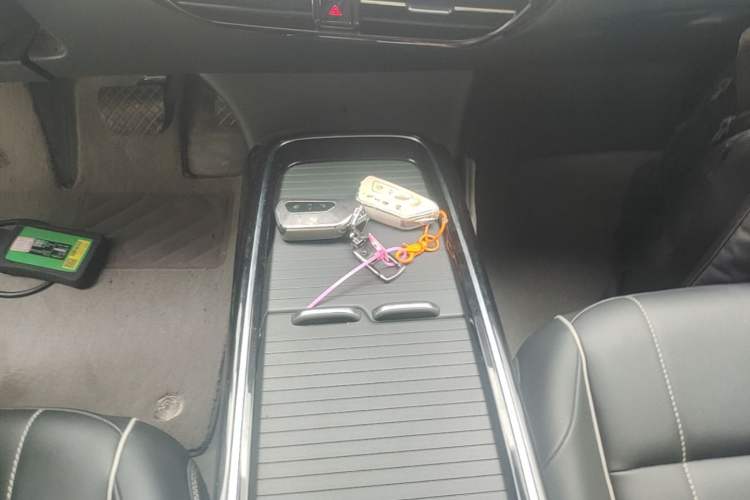 Used Volkswagen ID.4 X 2025 Smart Version Pure & Intelligent Enjoyment Edition Gear Lever