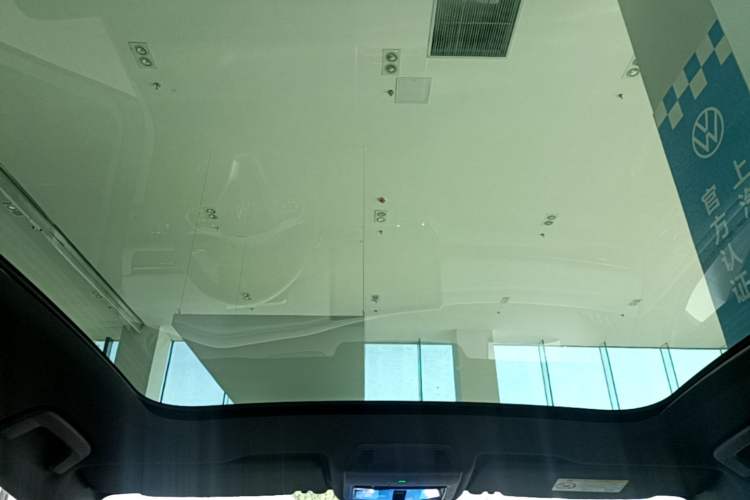 Used Volkswagen ID.4 X 2025 Smart Version Pure & Intelligent Enjoyment Edition Headliner