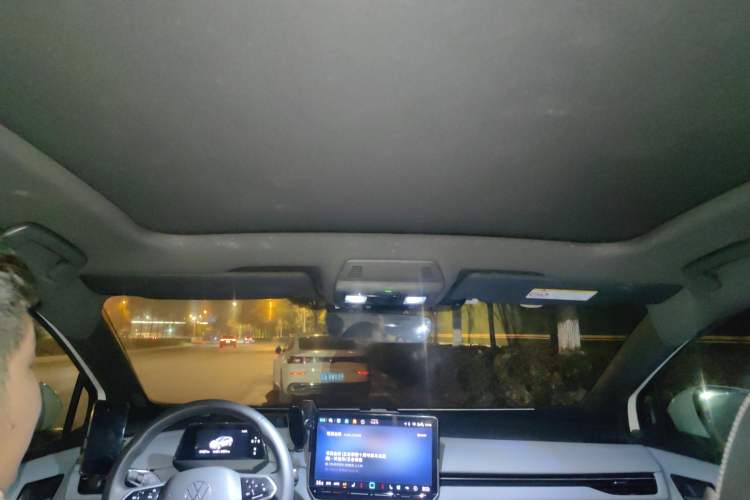 Used Volkswagen ID.4 X 2025 Smart Version Pure & Intelligent Enjoyment Edition Headliner