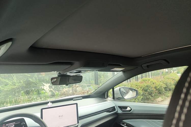 Used Volkswagen ID.4 X 2025 Smart Version Pure & Intelligent Enjoyment Edition Headliner