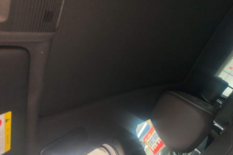 Used Volkswagen ID.4 X 2025 Smart Version Pure & Intelligent Enjoyment Edition Headliner