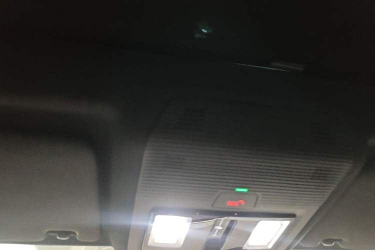 Used Volkswagen ID.4 X 2025 Smart Version Pure & Intelligent Enjoyment Edition Headliner
