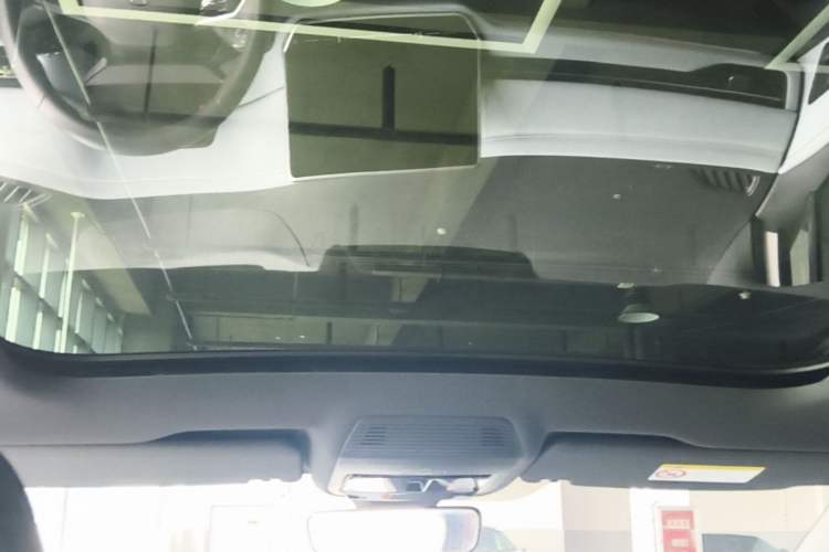 Used Volkswagen ID.4 X 2025 Smart Version Pure & Intelligent Enjoyment Edition Headliner