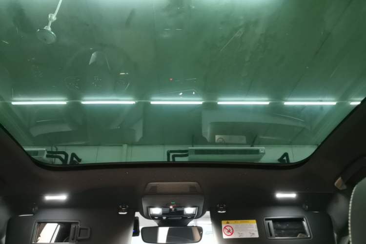 Used Volkswagen ID.4 X 2025 Smart Version Pure & Intelligent Enjoyment Edition Headliner