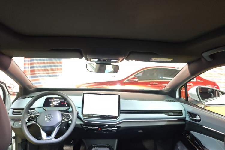 Used Volkswagen ID.4 X 2025 Smart Version Pure & Intelligent Enjoyment Edition Headliner