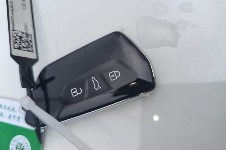 Used Volkswagen ID.4 X 2025 Smart Version Pure & Intelligent Enjoyment Edition Interior 1