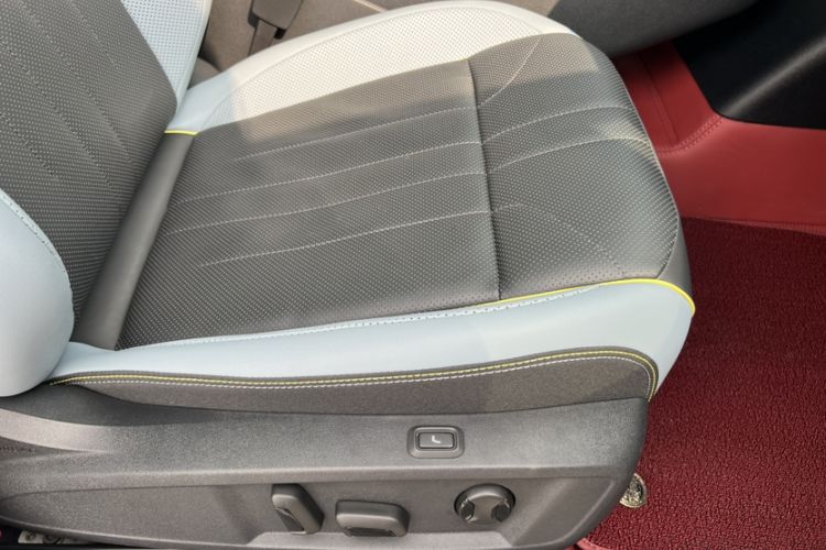 Used Volkswagen ID.4 X 2025 Smart Version Pure & Intelligent Enjoyment Edition Interior 10